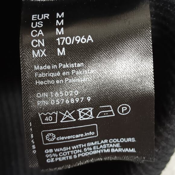 Bundle of 2 Ribbed Tops Size Medium One Green From Shein and One Black From H&M - Picture 11 of 12